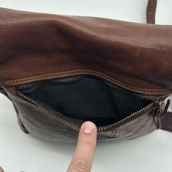 Harbour 2nd Anchor Soft Brown Leather Flap Boho Crossbody Messenger Bag Purse - Picture 3 of 12